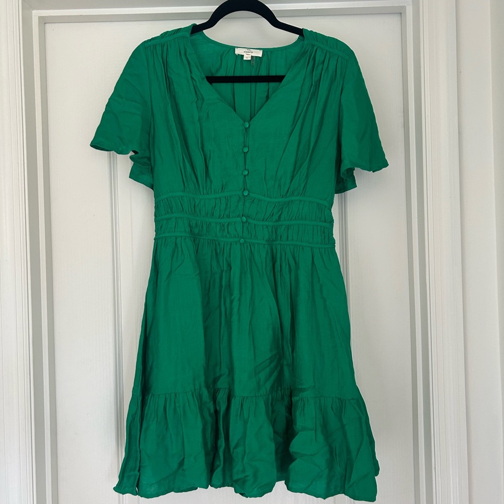 Entro Vibrant Green Mini Dress